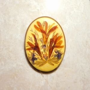 Vintage cottagecore 1950s dried floral watercolor sunburst brooch